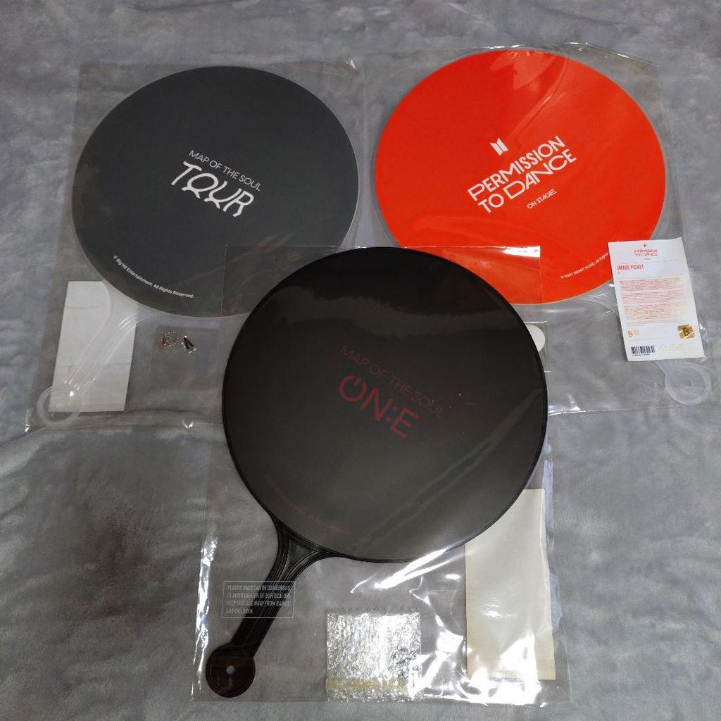 [USED] Reduced Price BTS V Tete Fan Flag