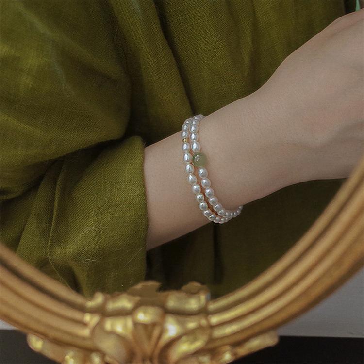 Recommended Jewelry Fashionable and elegant Hetian jade beaded bracelet, pearl bracelet, simple and fresh women's bracelet