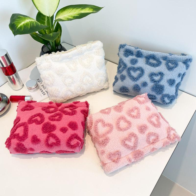 Plush Cute Love Makeup Bag Portable Skincare Product Lipstick Storage Bag Hand-Held Inner Bag Korean Brush Pencil Cases