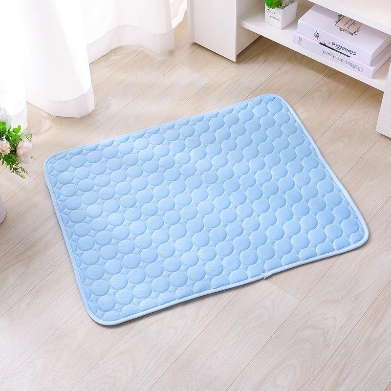 Pet Ice Silk Mat Dog Mat Summer Ice Silk Mat Sleeping Mat Cat Sofa Mat Summer Ice Silk Dog Mat