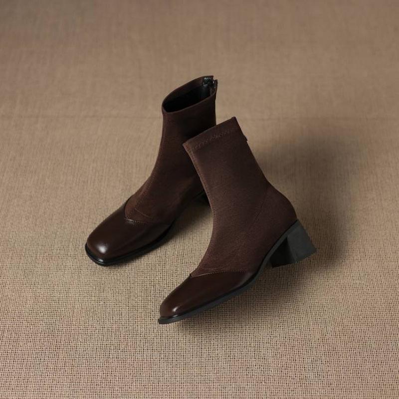 Autumn and winter comfortable square head medium boots women's new large size elastic suede women's boots Korean version of the new medium heel Ma