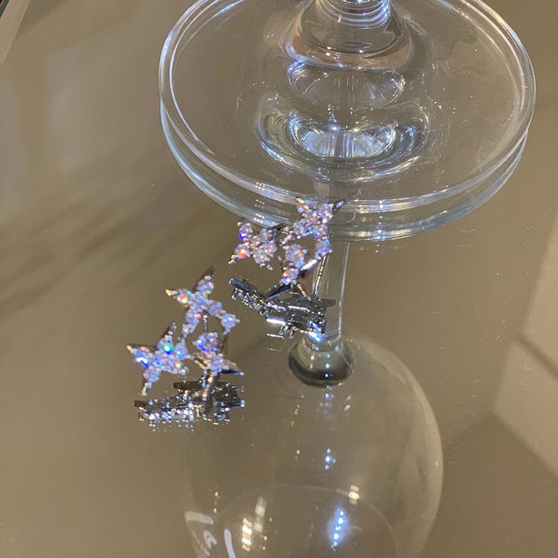 Персонализированные серьги-пусеты в виде четырехконечной звезды с микро-инкрустацией цирконием, изящные, женственная мода с высоким уровнем чувства, универсальные для повседневной носки