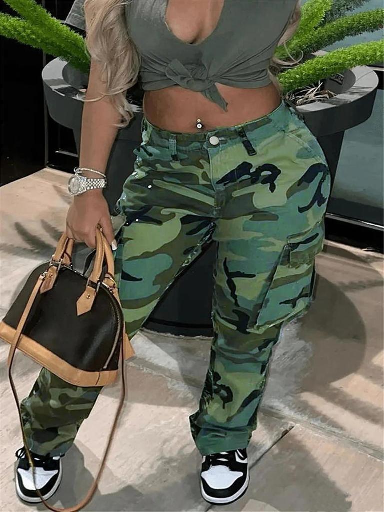 European-American Retro Women's High Waist Camouflage Cargo Pants with Wide Legs and Turn-Up Pockets - Style 8115
