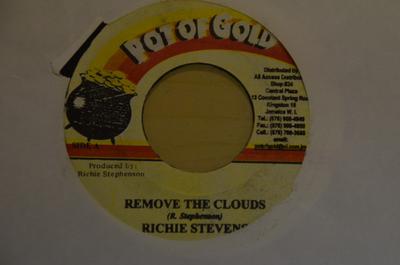 7inch Record RICHIE STEPHENS - God Is Real / Remove The Clouds NONE Pot Of Gold Jamaica Reggae, Ska & Dub Used