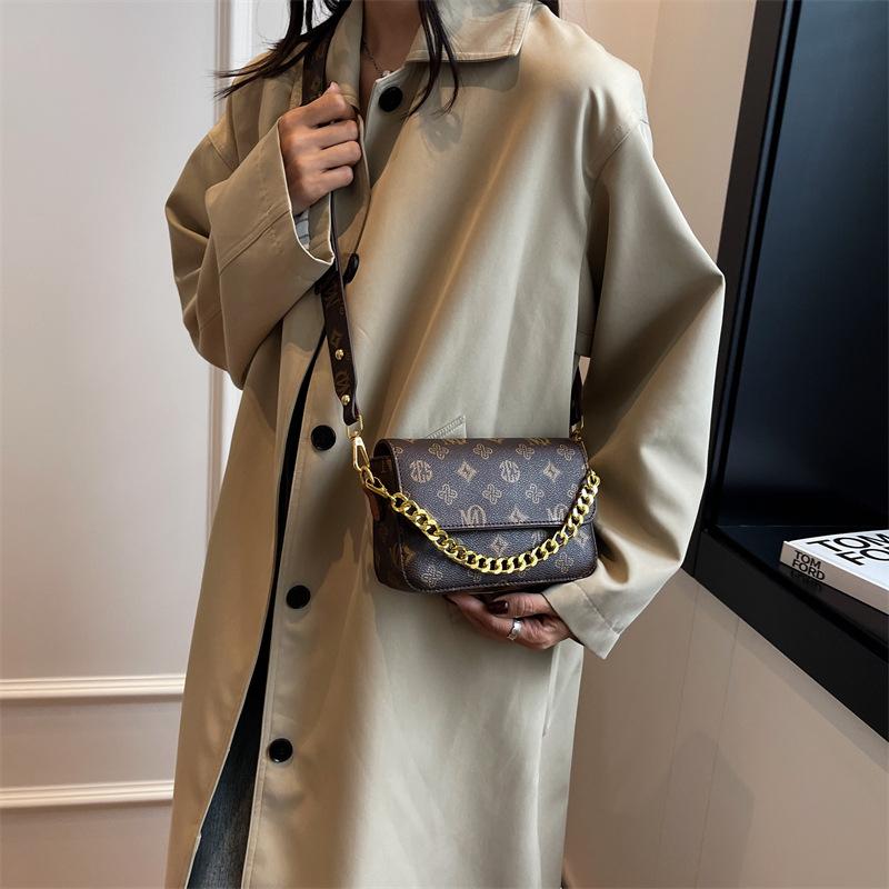 Módní taška Dámská nová všestranná taška přes rameno Malá čtvercová taška