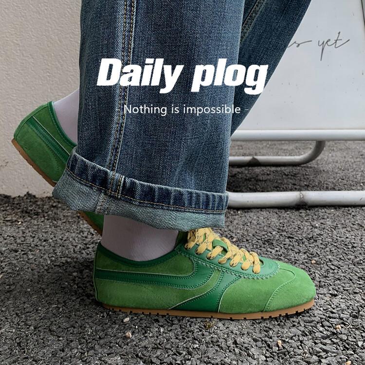 Retro German Training Shoes Women's 2025 Autumn New Flat-bottomed Leather Single Shoes Star Sports and Leisure Board Shoes