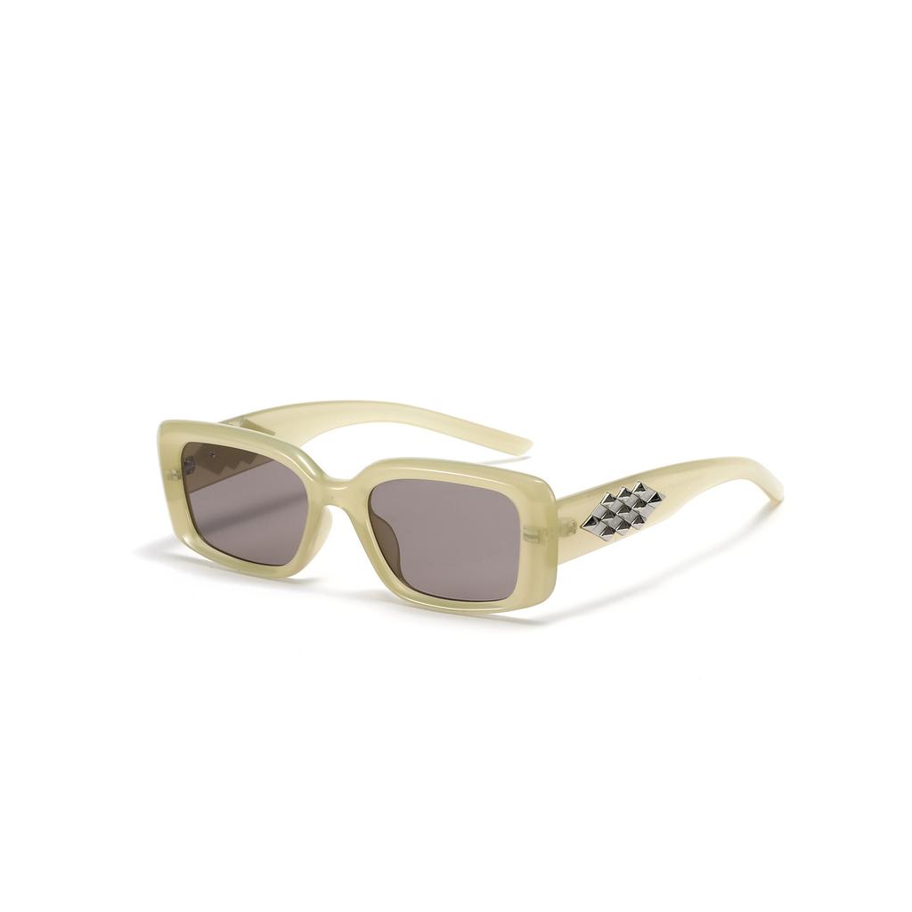 Large Frame Glasses Rivet Rectangle Sunglasses Gay Personality Sunglasses Female Feeling