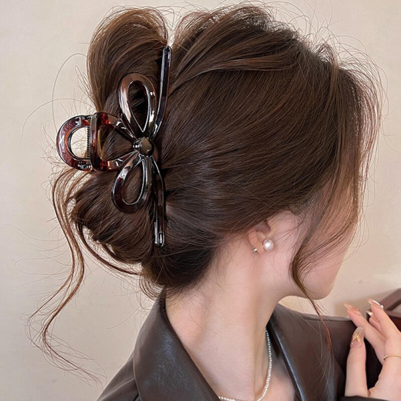 

Lover Daily Ribbon Shape Updo Hair Clip black
