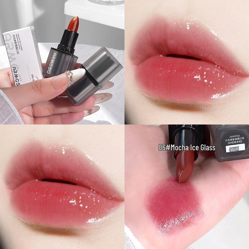 

Amosu Sun-Kissed Matte Moisturizing Lipstick: Long-Lasting, Pigmented, Youthful Korean Beauty. 1.5g