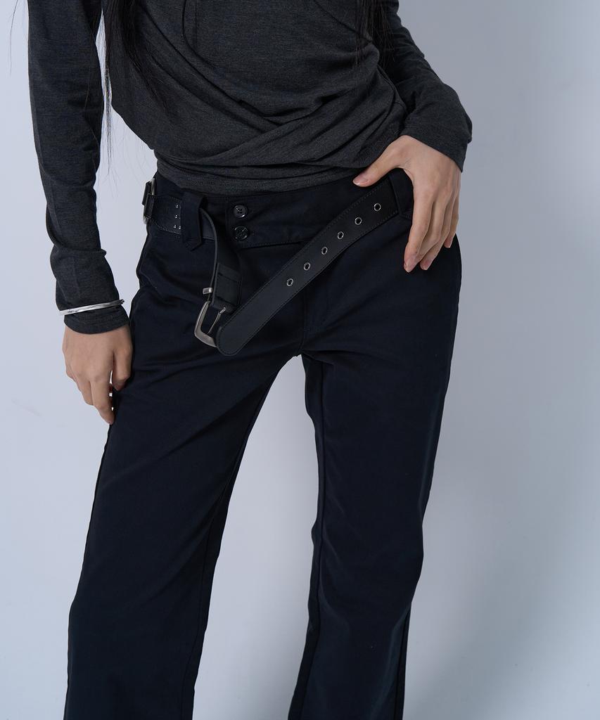 ZIZEMUSEUM Low-Rise Two Button Boots Cut Pants (Black)