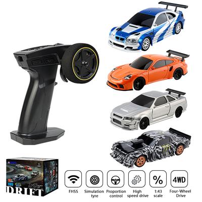 1/43 Mini Carros de Corrida RC Carro 2.4G 4WD Off-road Controle de Rádio Drift Veículo Motorizado de Alta Velocidade Brinquedos Modelo para Meninos Mini Presentes