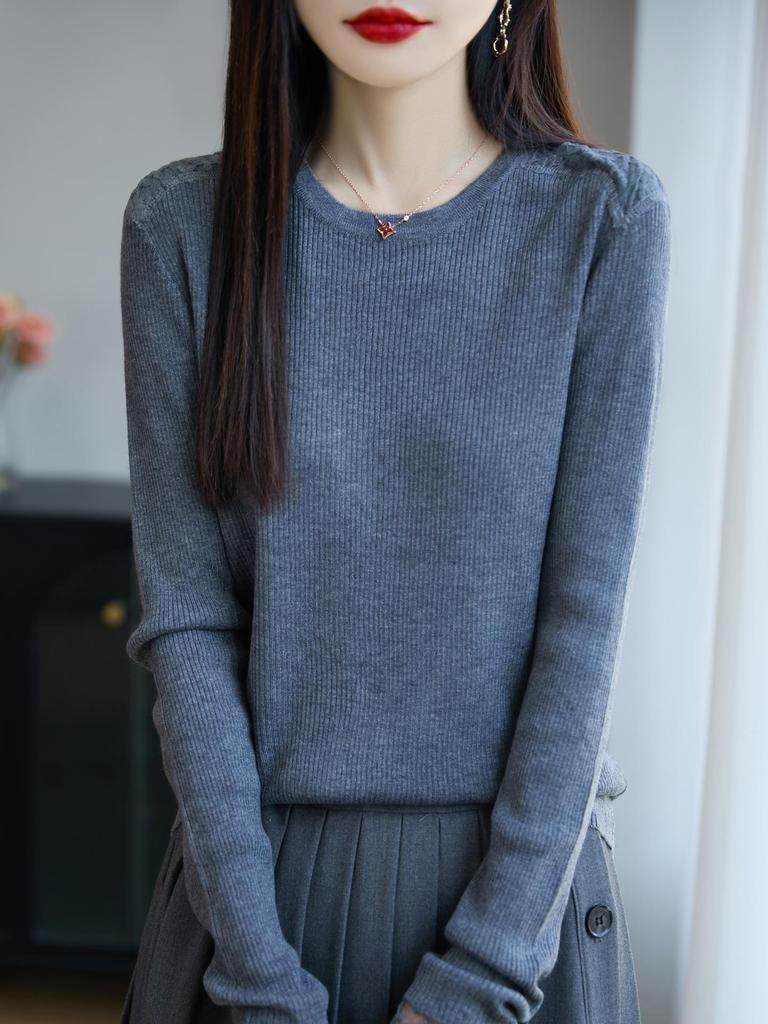 Retro Lazy-Style Knit Sweater with Hollow Lace Design for Women - Versatile Autumn/Winter Fashion