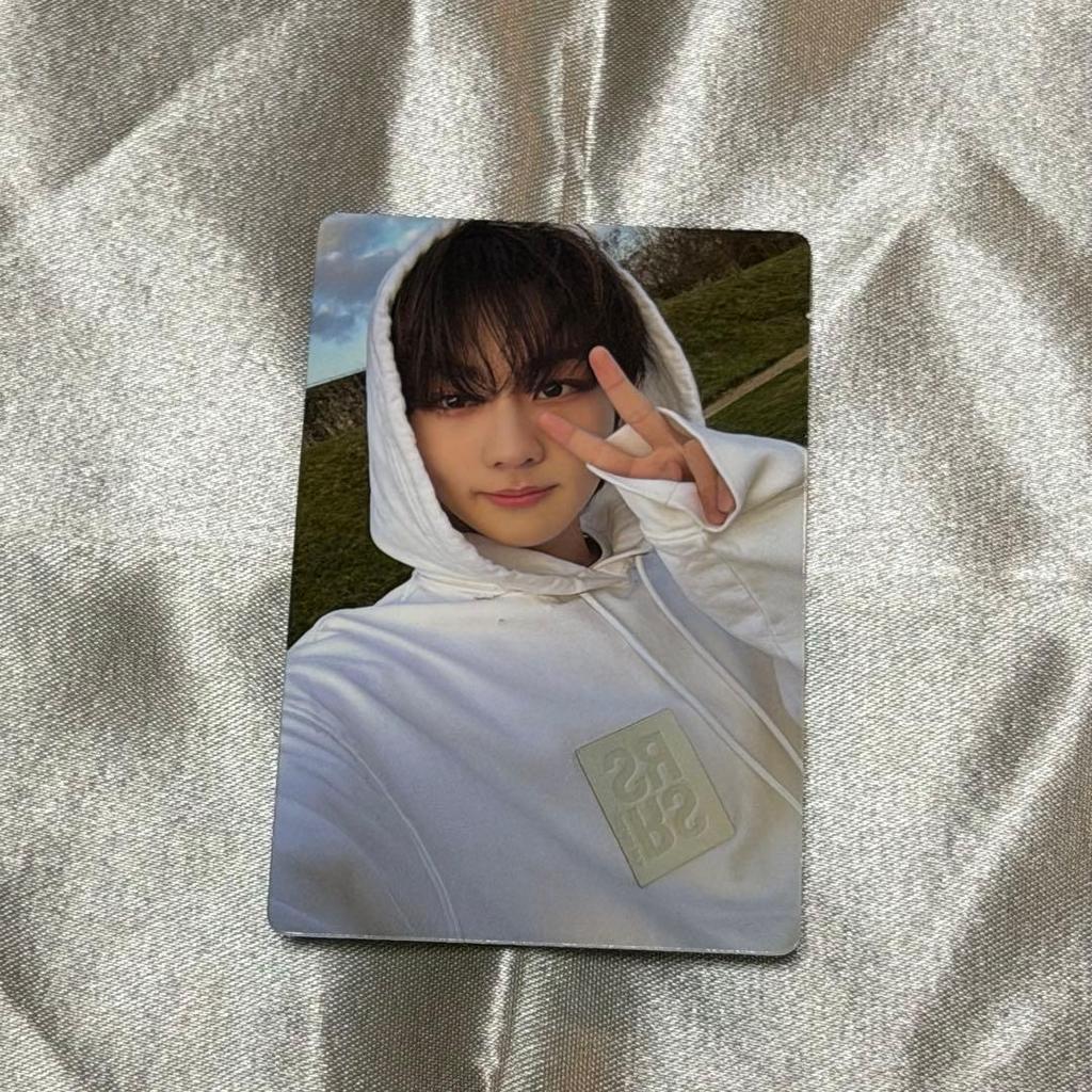 Used ENHYPEN Jungwon photocard DARK BLOOD