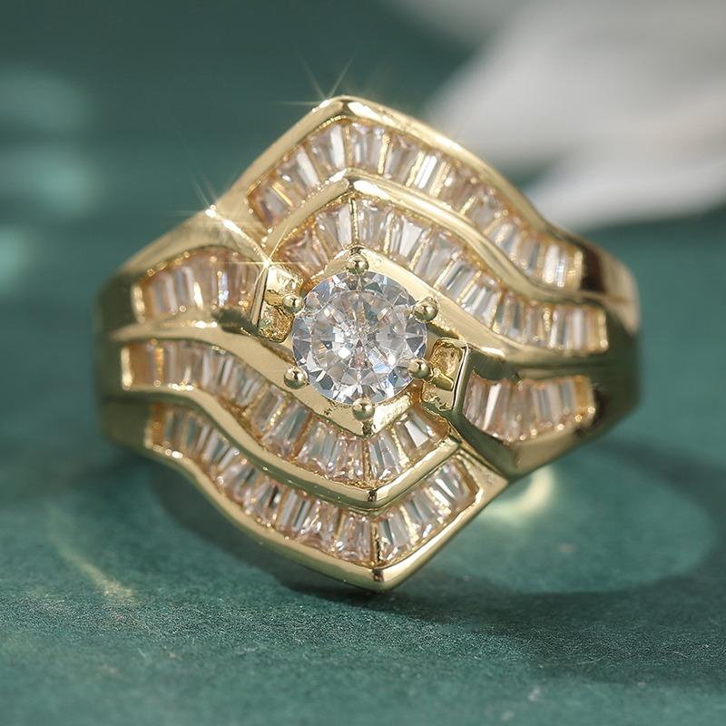 Dazzling Inlaid White CZ Women's Ring Luxury Gold Color Geometry Daily Wear Party Jewelry Anniversary Gift