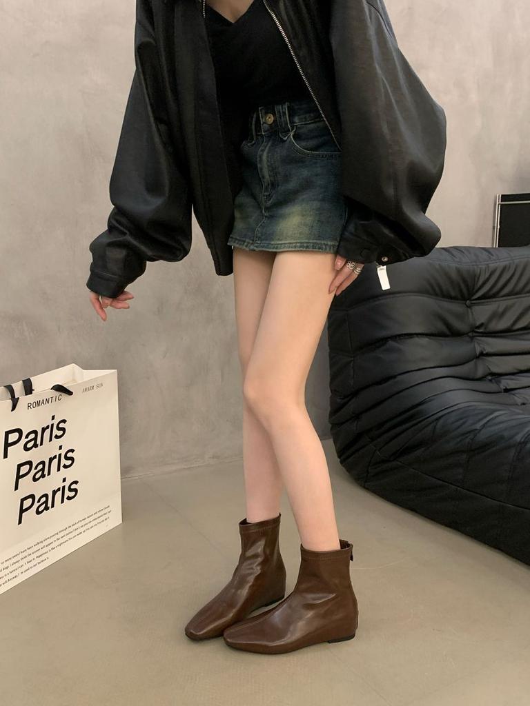 Height-increasing Short Boots Women's Boots 2025 Autumn and Winter New Korean Version Simple Short Boots Rear Zipper Square Head Fashion Boots Wo