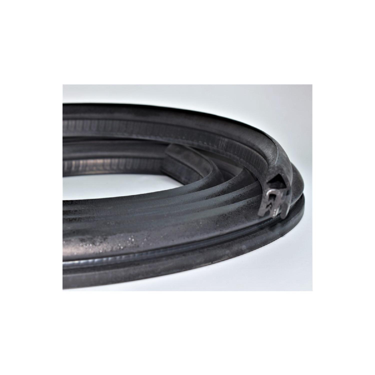 

Suzuki Vitara Jlx Luggage Tire