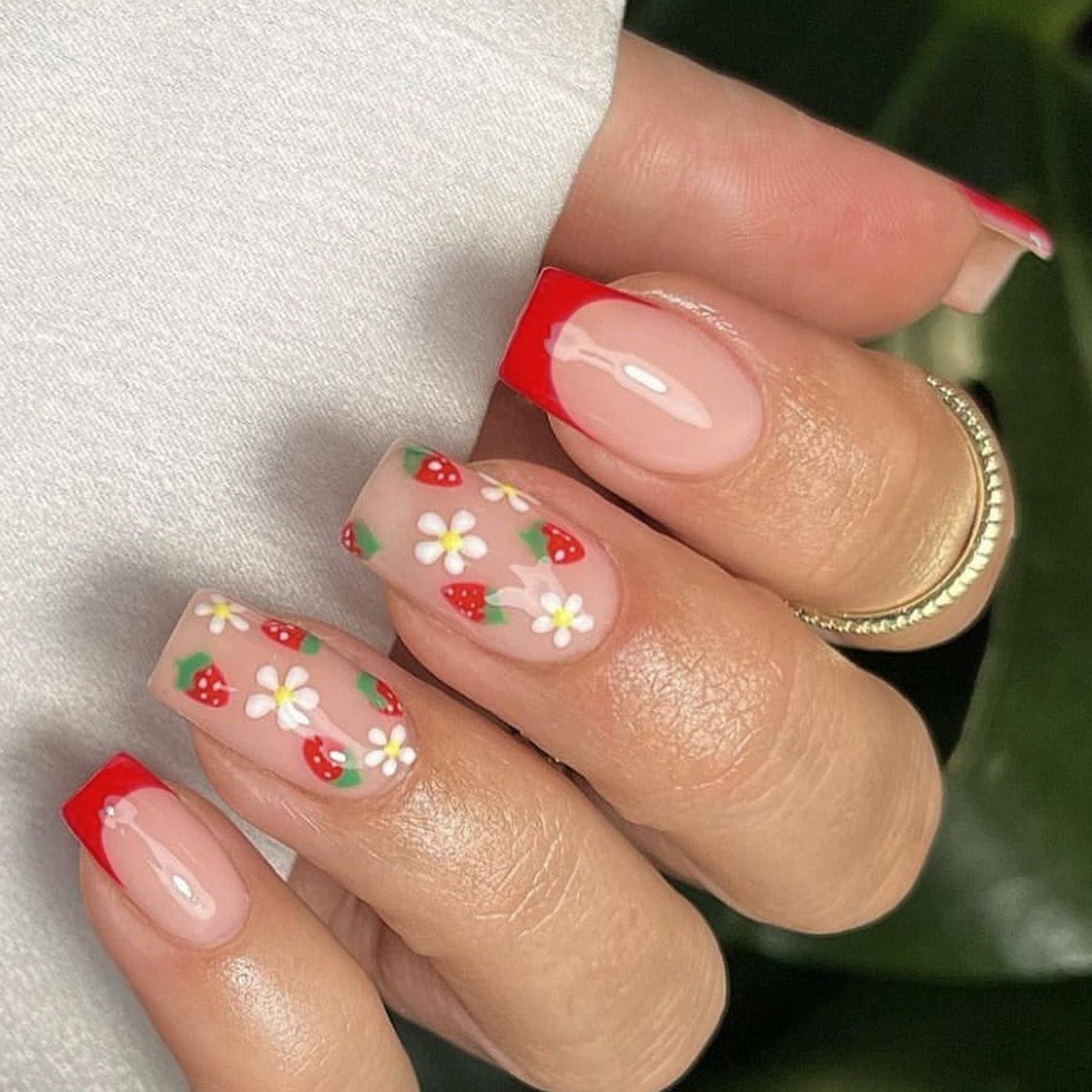 

Квадратные накладные ногти с французским кончиком, накладные ногти на клею, дизайн с клубникой, искусственные ногти, акриловые ногти, самоклеящиеся ногти