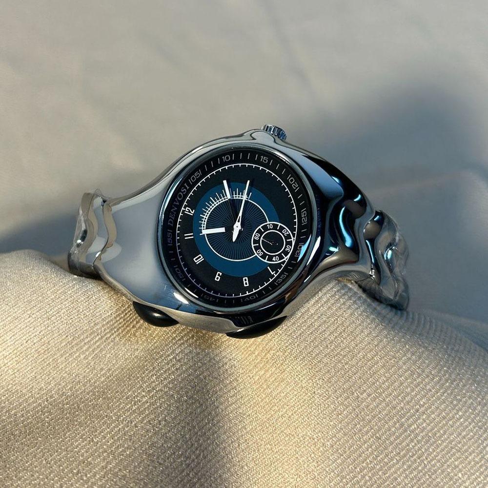 Stainless Steel Strap Men Watches Waterproof Silver Quartz Wristwatches Quartz Movement Distorted Design Alien Twist Watch