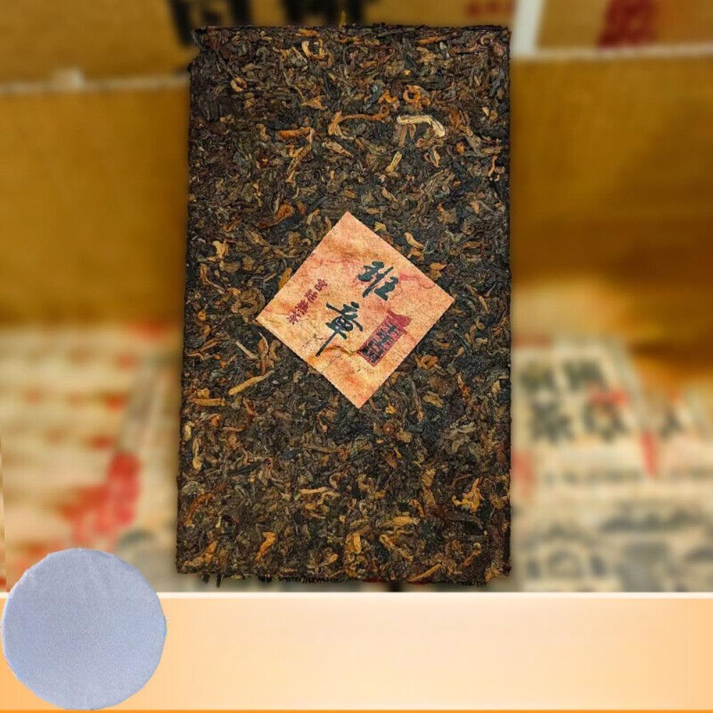

10-Year Ripe Pu-erh Tea - Menghai Dry Storage, Ban Zhang 500
