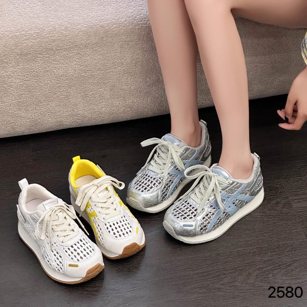Summer mesh breathable little white shoes women's thin 2025 new popular woven foot small Forrest Gump sports moral training shoes