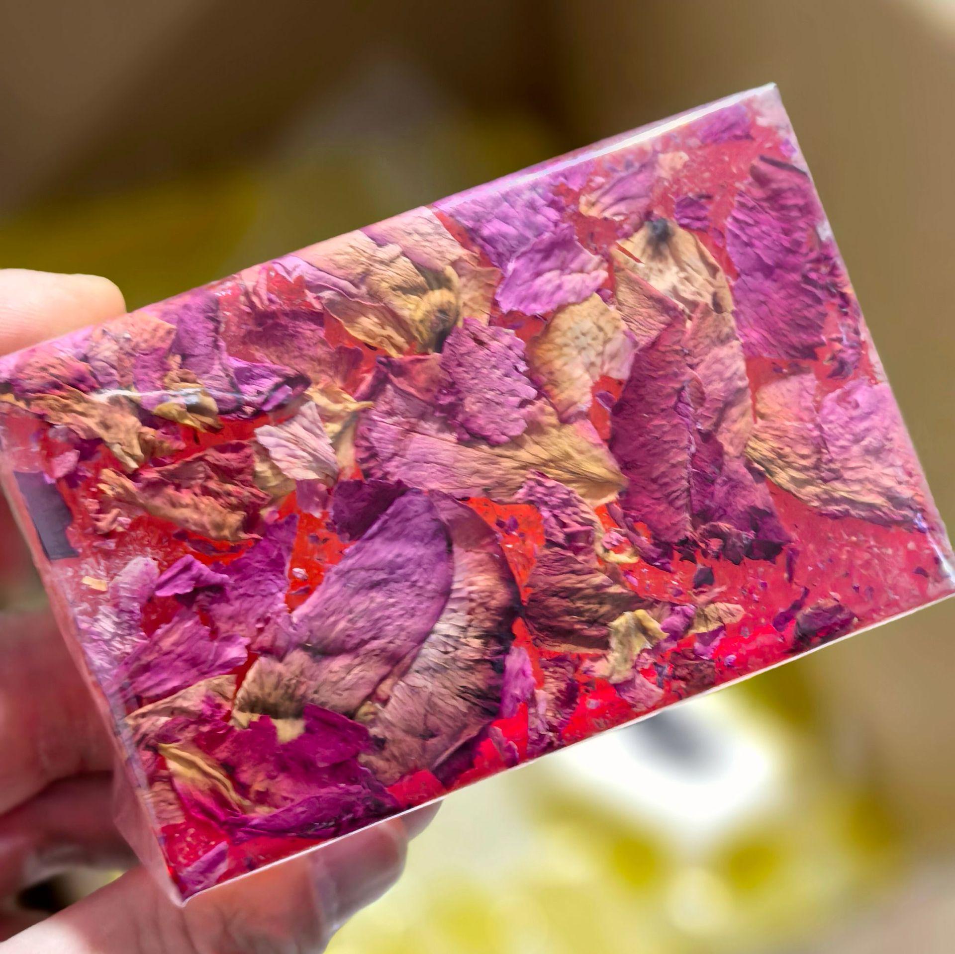 Rose Petal Essential Oil Soap - Handmade Facial & Shower Cleanser with Refreshing Oil Control & Yunnan Fresh Flowers