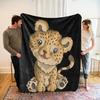 1 Stück weiche Flanelldecke mit süßem Löwengesicht - Ganzjahres-Kuscheldecke, maschinenwaschbar, Geschenk für Zuhause, Büro oder Reisen - Perfec