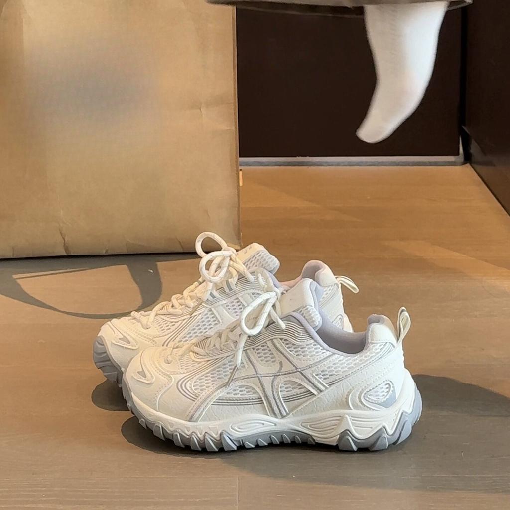 Newly Designed Women's Mesh Breathable Sports Shoes, Versatile and Casual Shoes
