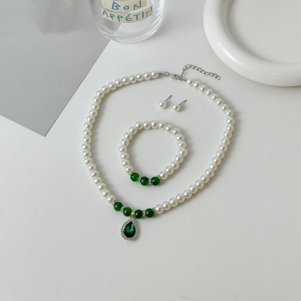 Imitation Pearl Necklace Bracelet Set Pearl Belt Pendant Necklace Three-piece Set for Mom Gift Pearl Set Gift