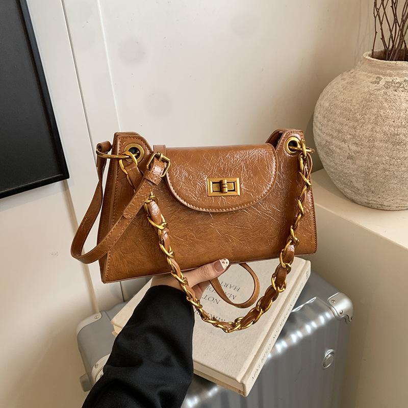 French niche light luxury chain underarm bag women's autumn new retro temperament commuter shoulder messenger bag