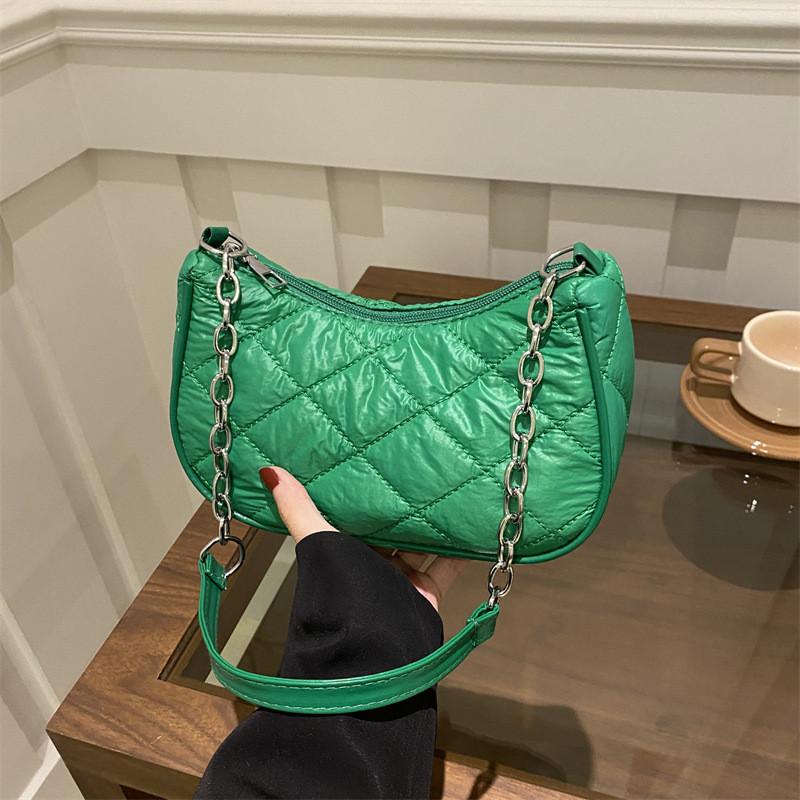 

Modern Sophisticated Sling Bag For Winter Fashion Trendy Handbag With Unique Stitching Ideal For Outfits Daily зелёный