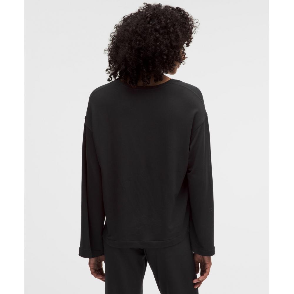 Lululemon Becalm V Neck Bell sleeVe Shirt Black