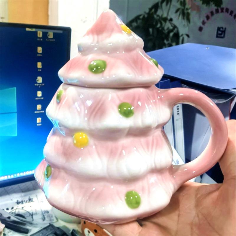 European Ceramic Coffee Mug with Lid Christmas Santa Claus Snowman Reindeer Cartoon Ceramic Breakfast Milk Mug Christmas Gift