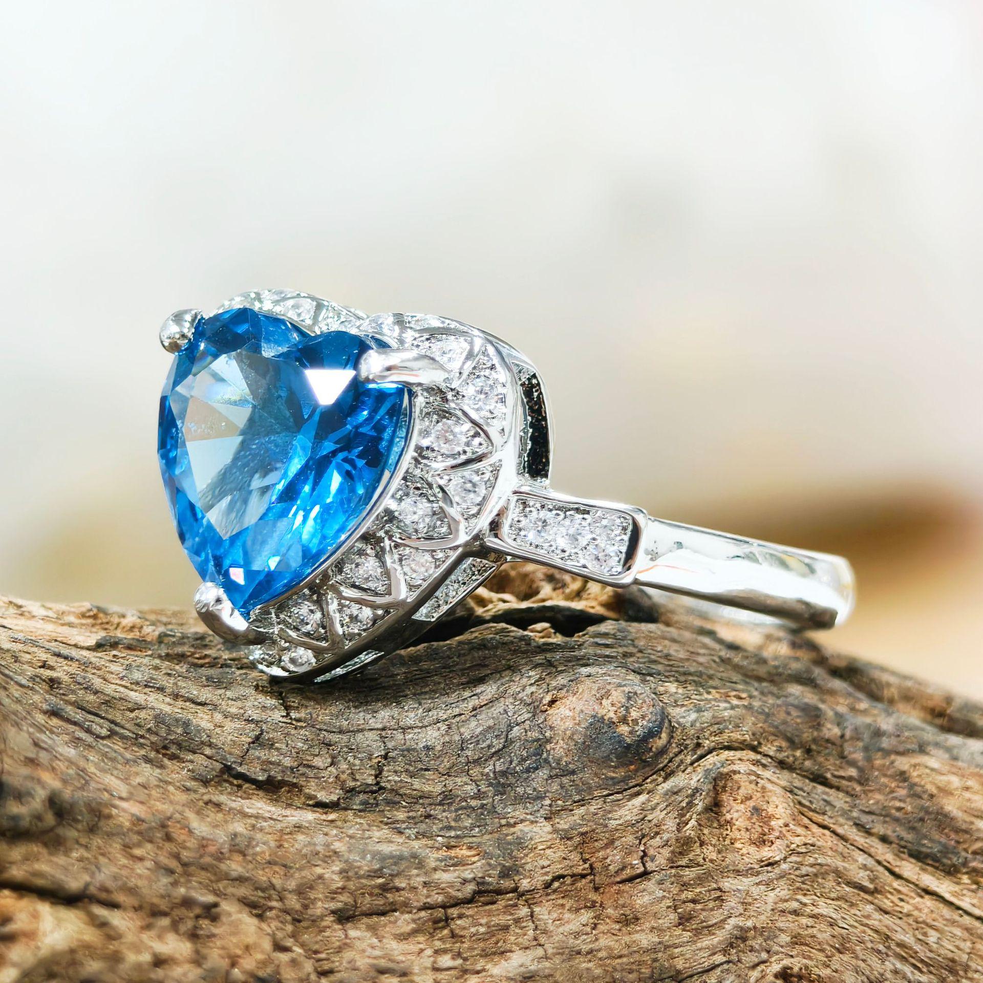 

Ювелирный набор Gessun Sea Blue Heart: Кольцо, серьги-пусеты, ожерелье - женская элегантная коллекция из трех предметов