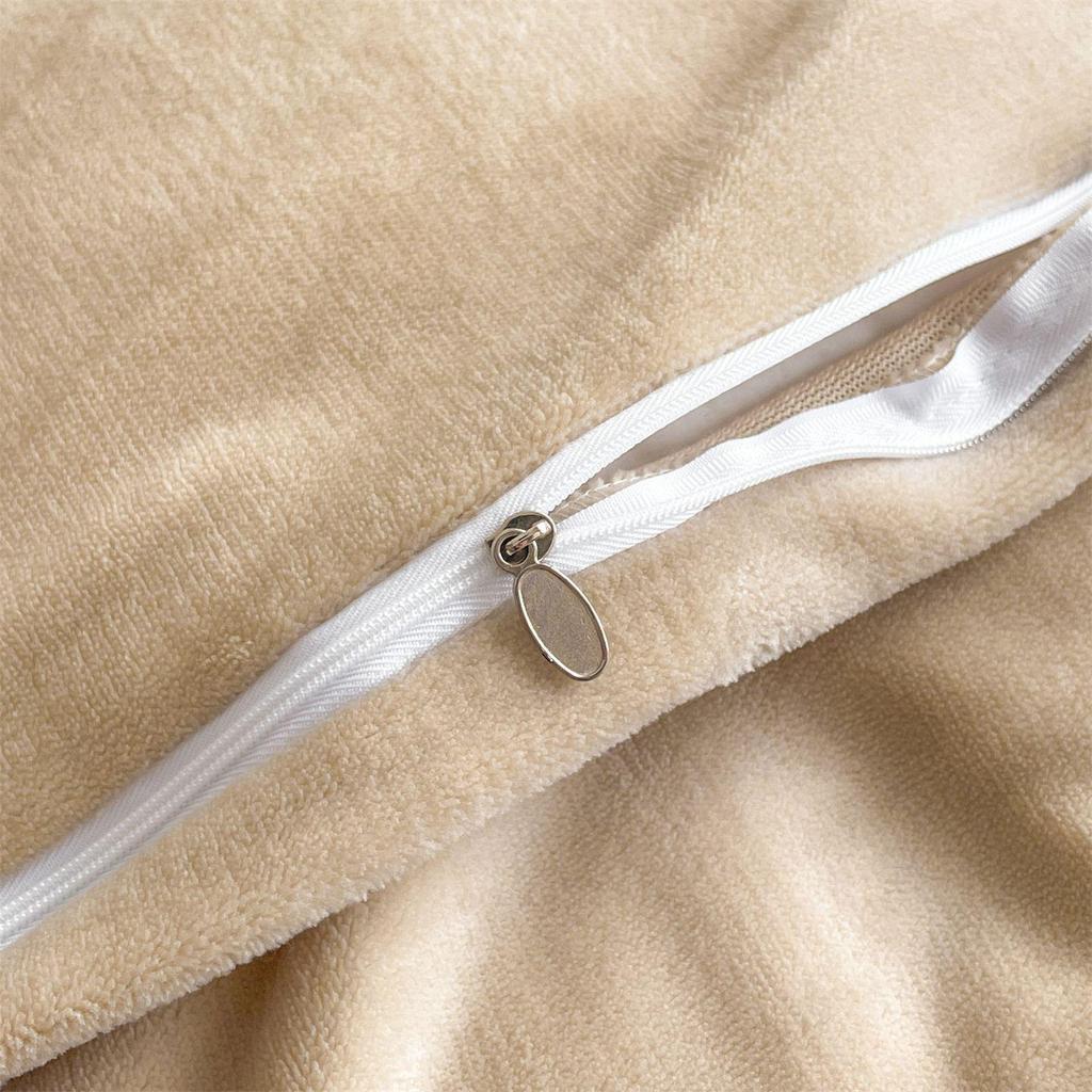 Ultra-Thick Warm Autumn/Winter Velvet Carved 4-Piece Bedding Set - Class A, Anti-Static, Ideal for Mother and Baby.