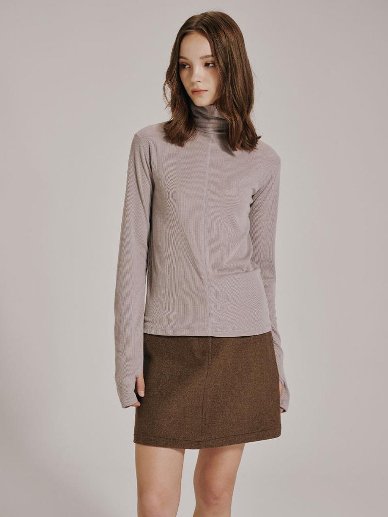 NOUVE Stitch Turtleneck Warmer T-Shirt - Mocha