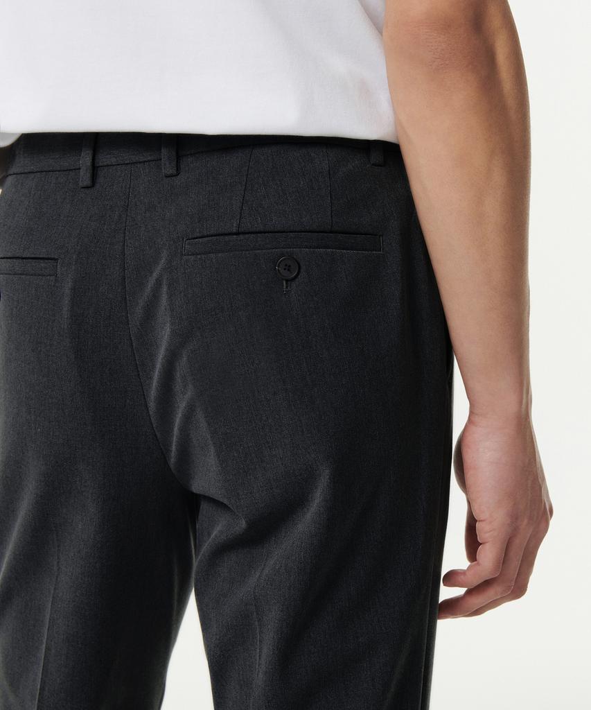 MUSINSA STANDARD Tapered Hidden Banding Crop Slacks [Charcoal Gray]