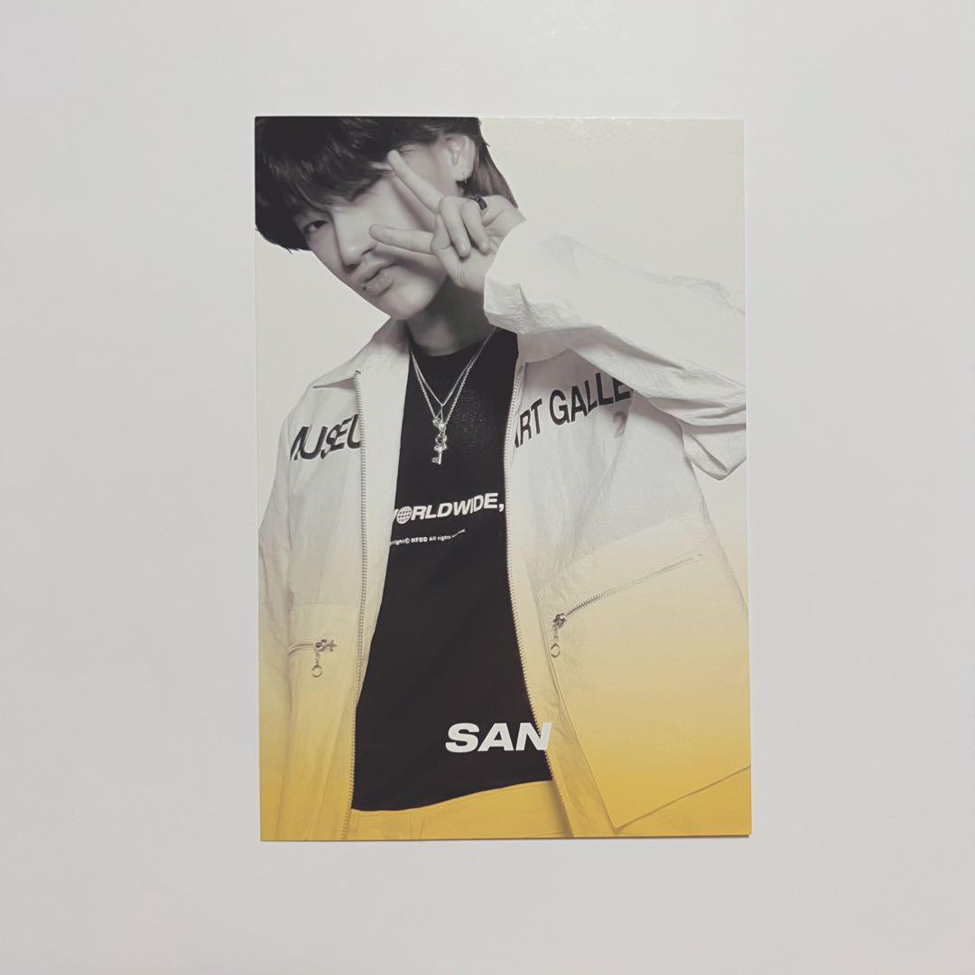 

[USED] ateez 1st anniversary postcard sun
