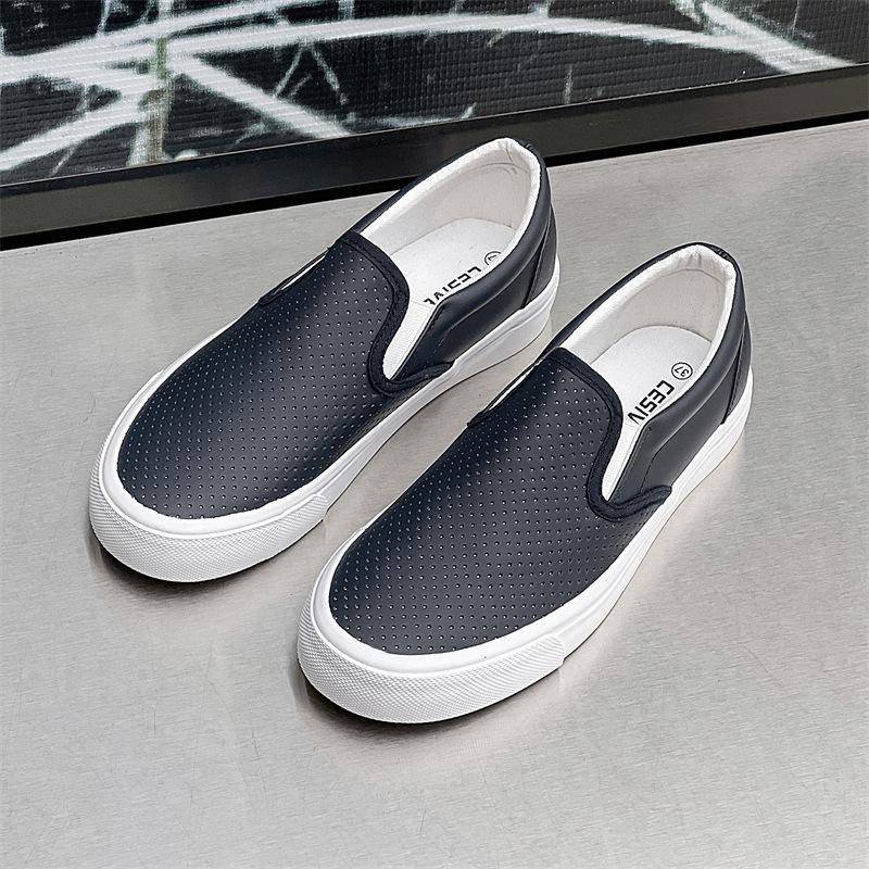 Chaussures Slip-On en toile unisexes 2026: Chaussures plates d'été décontractées style coréen pour étudiants et couples.