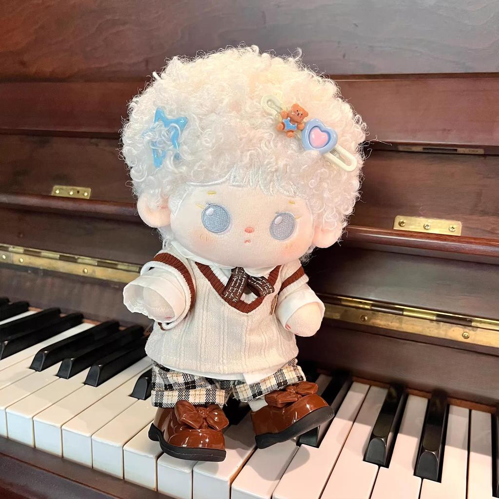 20cm Plüschpuppenkleidung, Handgefertigt, 4-teiliges Set im Schulstil für Plüschpuppen, Beinhaltet Weste, Hemd, Schleife und Hose (Beige, 20cm) [Gebraucht]