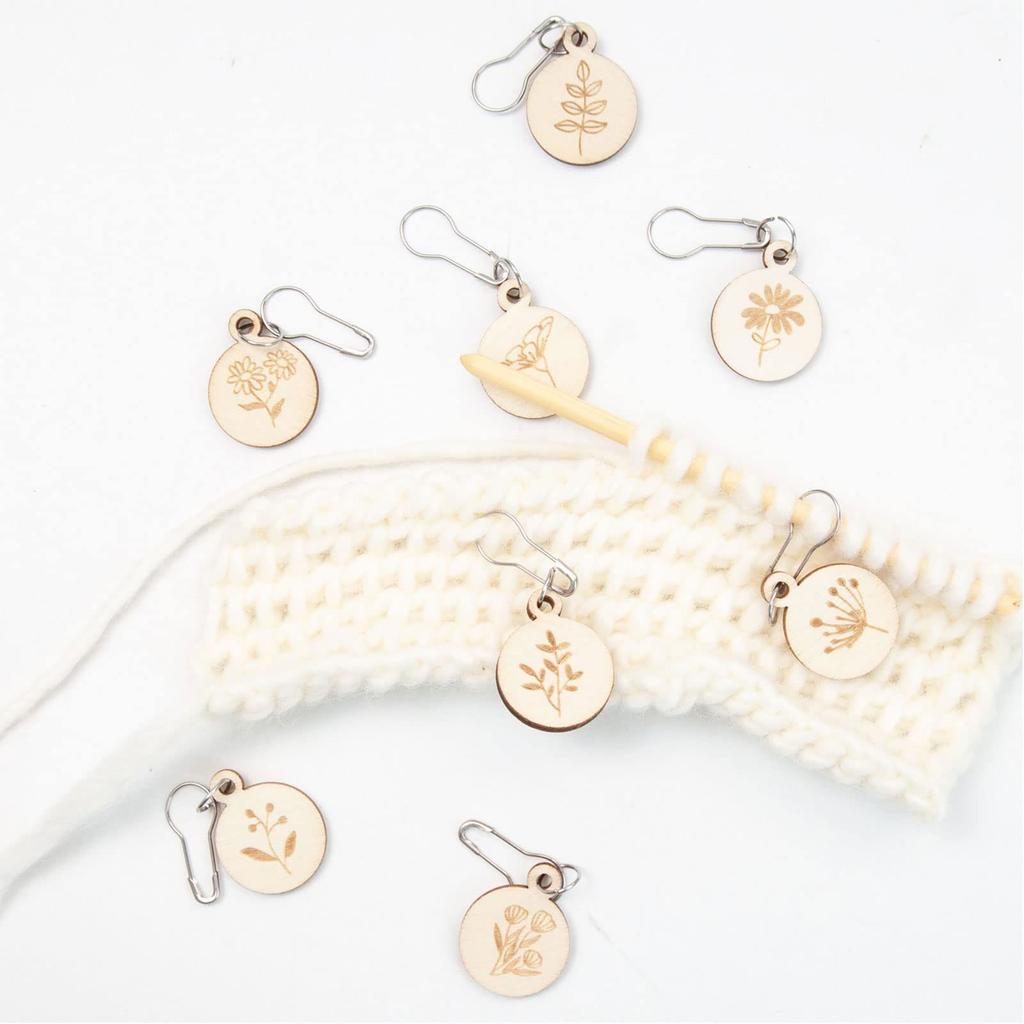 Kulatý přívěsek Dřevěné stehy Zamykací značkovač se zapínacím špendlíkem Dřevěné pletací měřidlo pro pletení, tkaní, šití, řemeslo