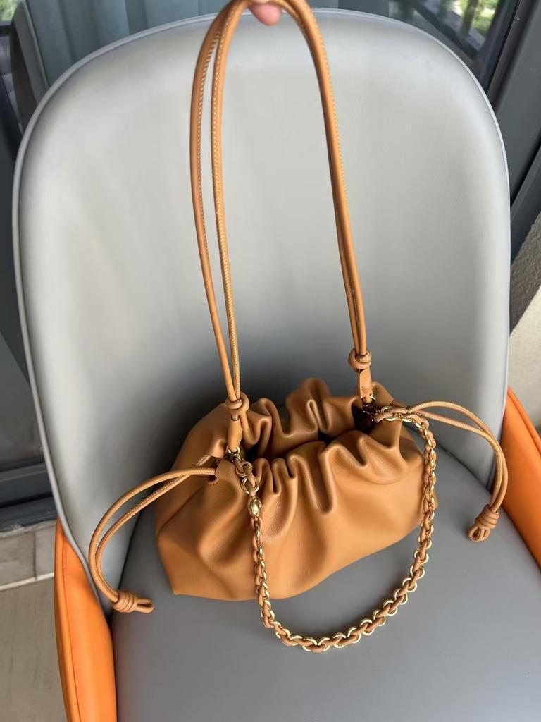 2025 New Chinese Messenger Women's Bag High Quality Flamenc * Purse Lucky Bag Drawstring Bag Soft Cowhide Cloud Bag