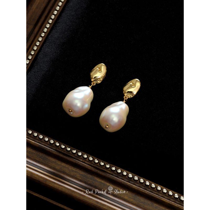 Red Pocket French style Retro High-Grade Niche Shaped Baroque Pearl Earrings S925 Silver Needle European and American Gyaru Eardrops