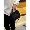2025 Borsa da donna borsa a tracolla alta qualità primo strato pelle bovina borsa a secchiello portatile borsa di bambù versatile moda borsa in pelle da donna