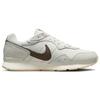 Nike Venture Runner Serie Trendy Comfortabele Stof Schokabsorberend Duurzaam Lichtgewicht Lage Top Hardloopschoenen Dames sneaker Wit Bruin CK2948-007