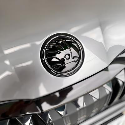 2025 Hot 80/90/100mm 3D Logo Car Front Bonnet Grill Rear Trunk Emblem Badge Sticker For Skoda Fabia Rapid Superb Octavia A7 Kodi