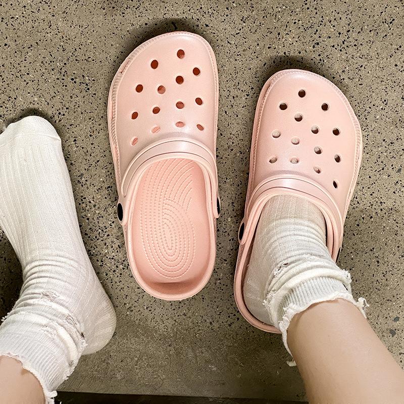 Hole Shoes Students Wear Simple Waterproof Breathable Sandals Cartoon Versatile Cute Seaside Beach Non-slip Cool Slippers