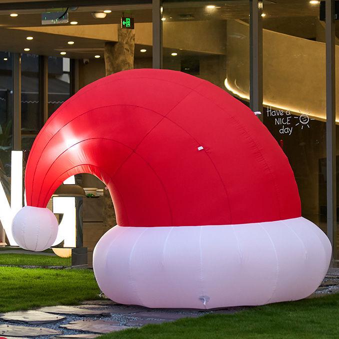 Santa Claus Climbing Window Light-Up Hat Figurine - Christmas Outdoor Inflatable Decoration