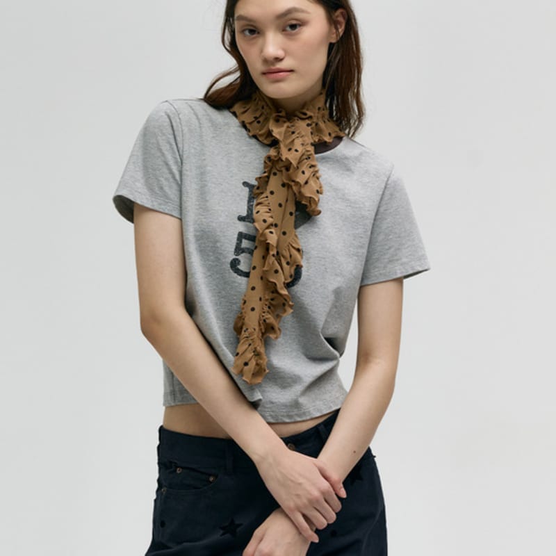 

MARGESHERWOOD FRILL SQUARE SCARF_beige beige