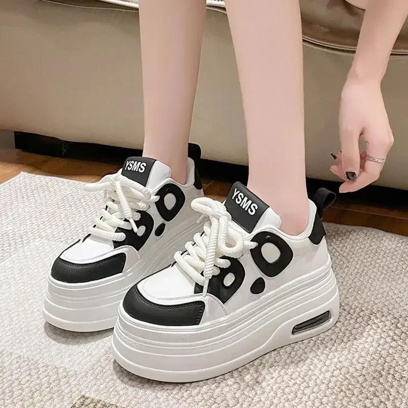 

Fashion 2024 Autumn Fashion Versatile Platform Sneakers Women Round Toe Lace Up Comfort Thick Bottom Sport Casual White Women s Shoes 35 чёрный