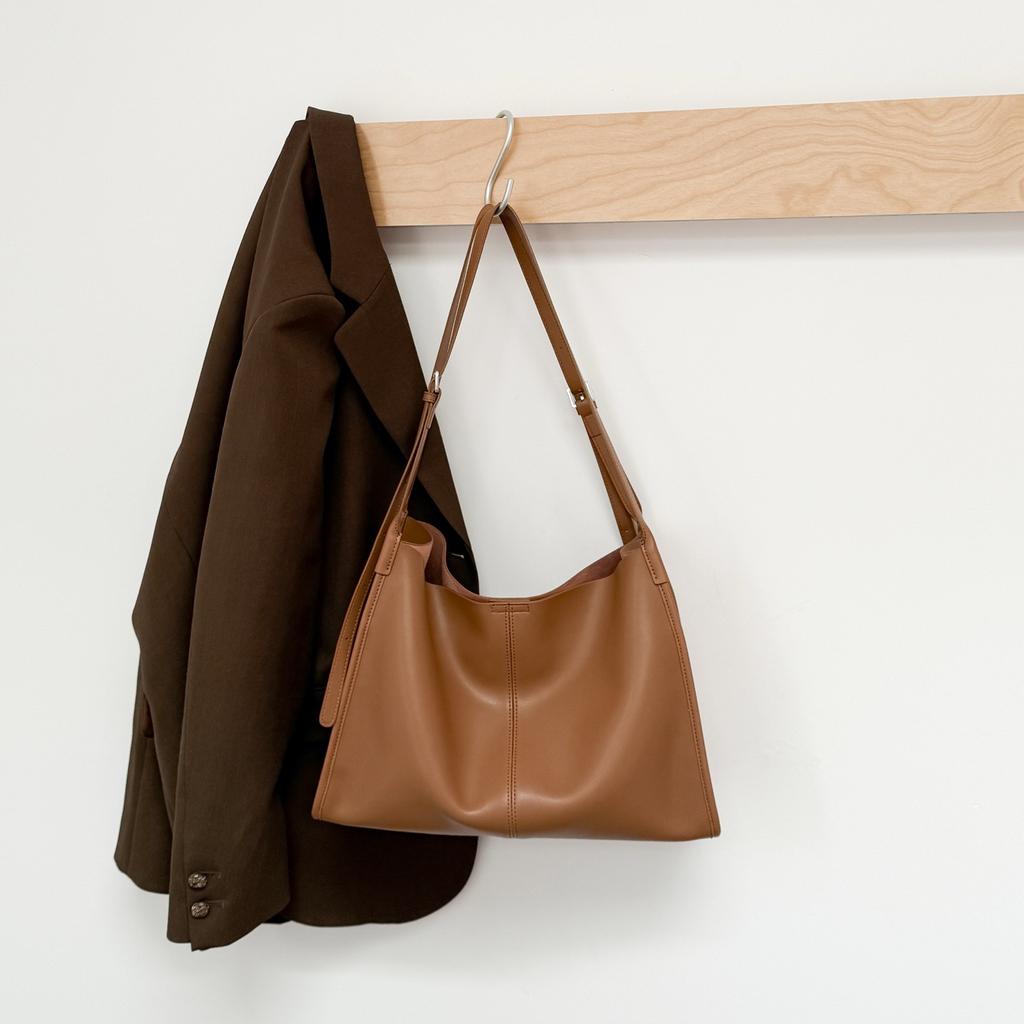 Cowhide Bag New Autumn and Winter Vintage Leather Women's Bag Tote Bag Versatile Texture Commuting Hand-held Shoulder Bag